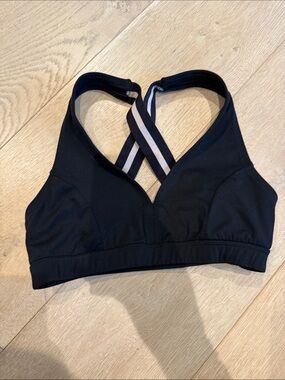 Strut This sports bra size M